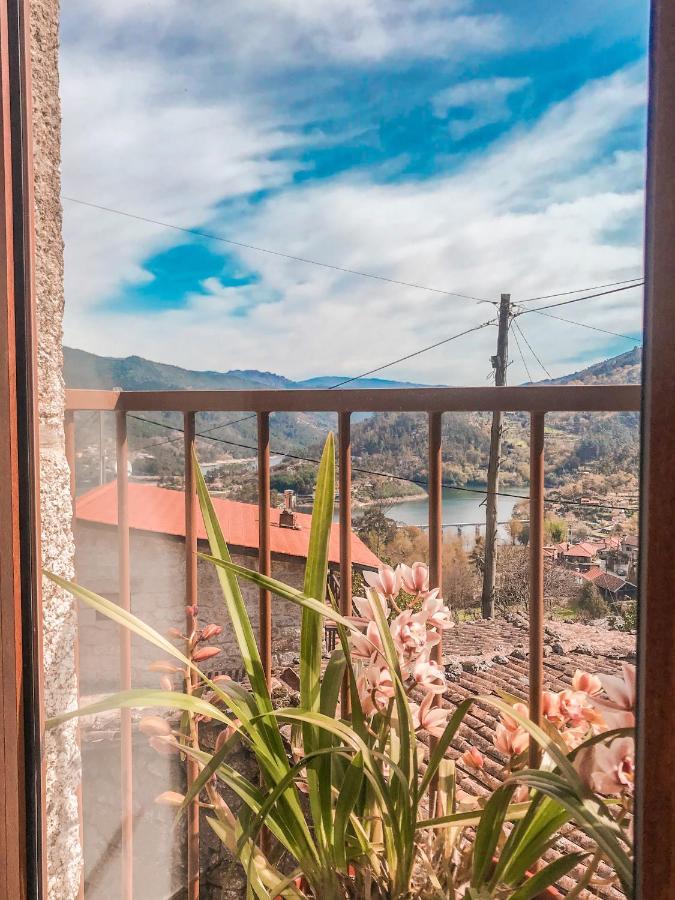 Villa Casa Sambinho Gerês à Rio Caldo Extérieur photo